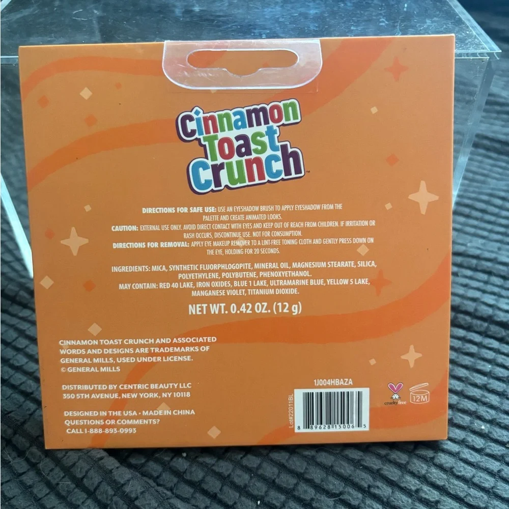 Cinnamon Toast Crunch Eyeshadow Palette